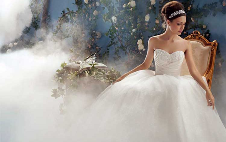 لباس عروس برای افراد لاغر و قد کوتاه