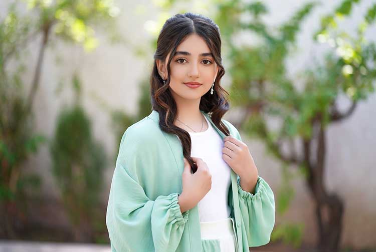 رنگ سبز نعنایی